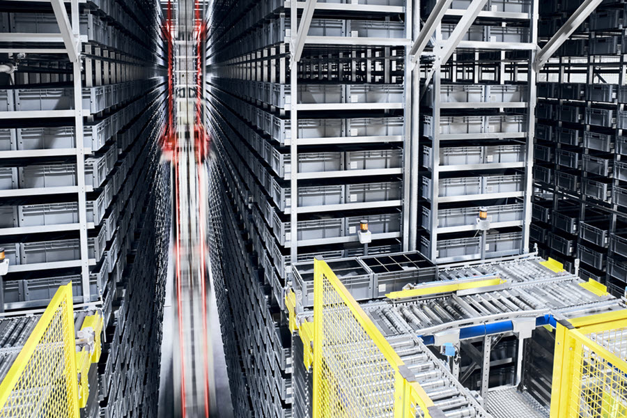 An automated storage and retrieval crane